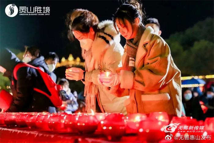 文旅惠民 逛展品书有滋有味